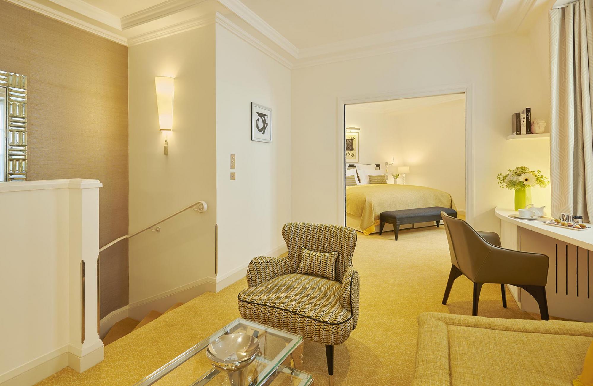 burgundy-suite-tuileries1